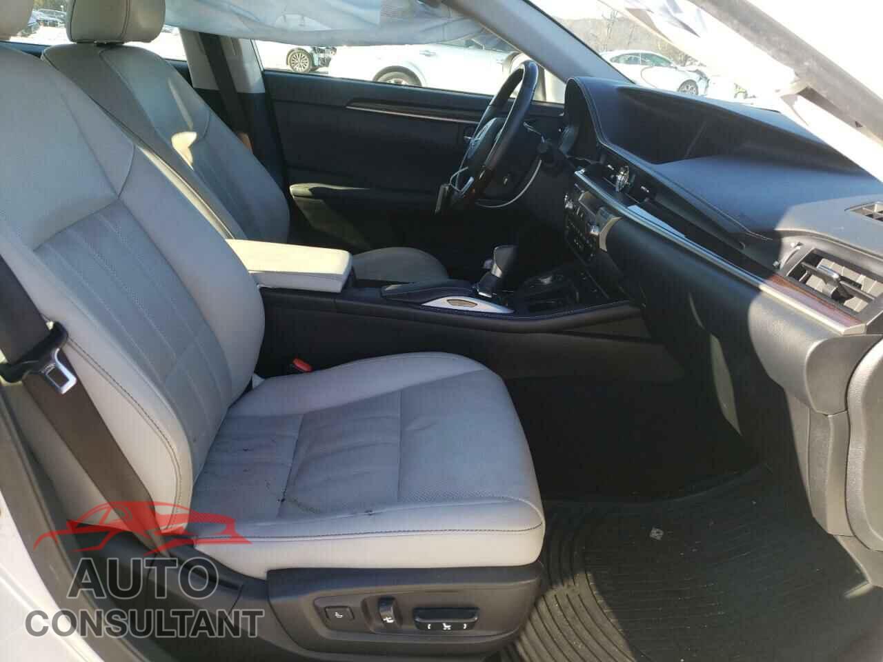 LEXUS ES350 2016 - JTHBK1GG2G2236237