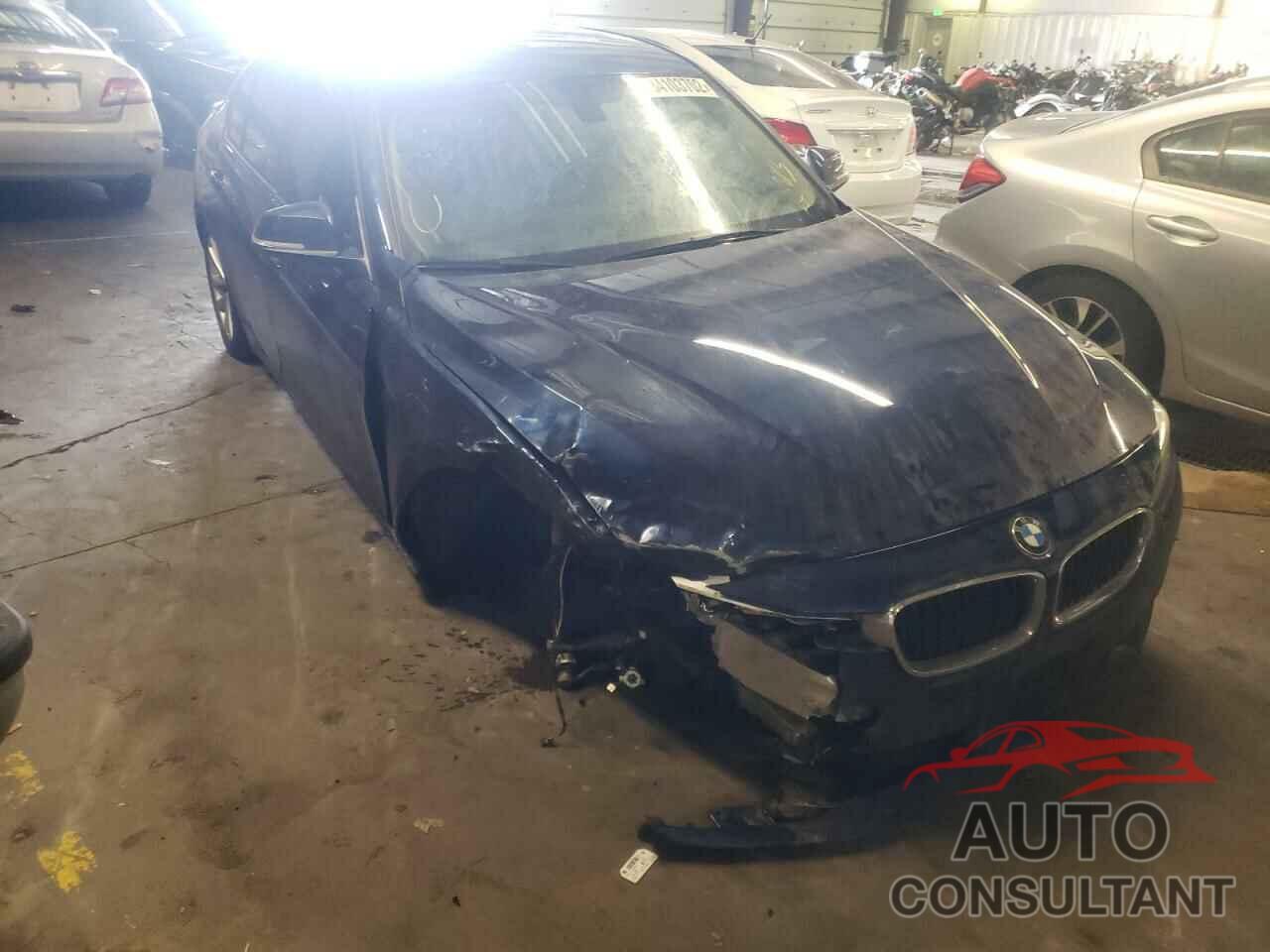 BMW 3 SERIES 2018 - WBA8E5G50JNU46539