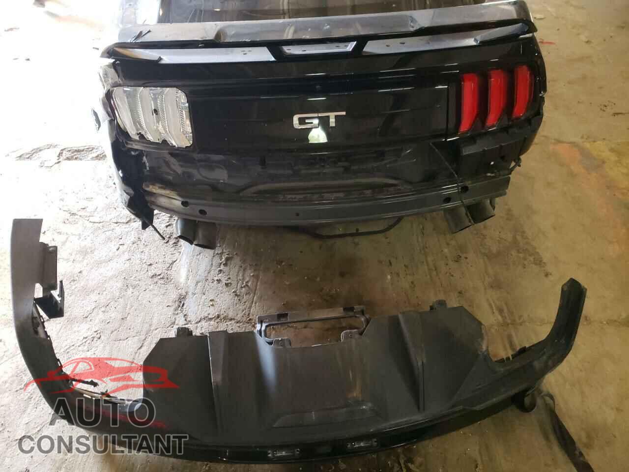 FORD MUSTANG 2019 - 1FA6P8CFXK5157003