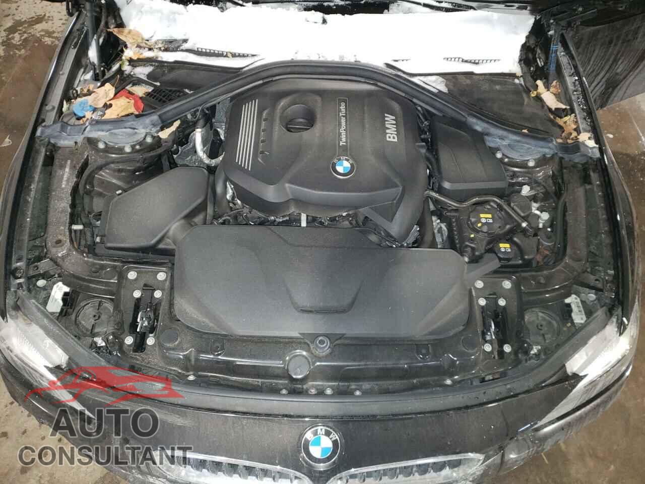 BMW 3 SERIES 2017 - WBA8D9G30HNU65367