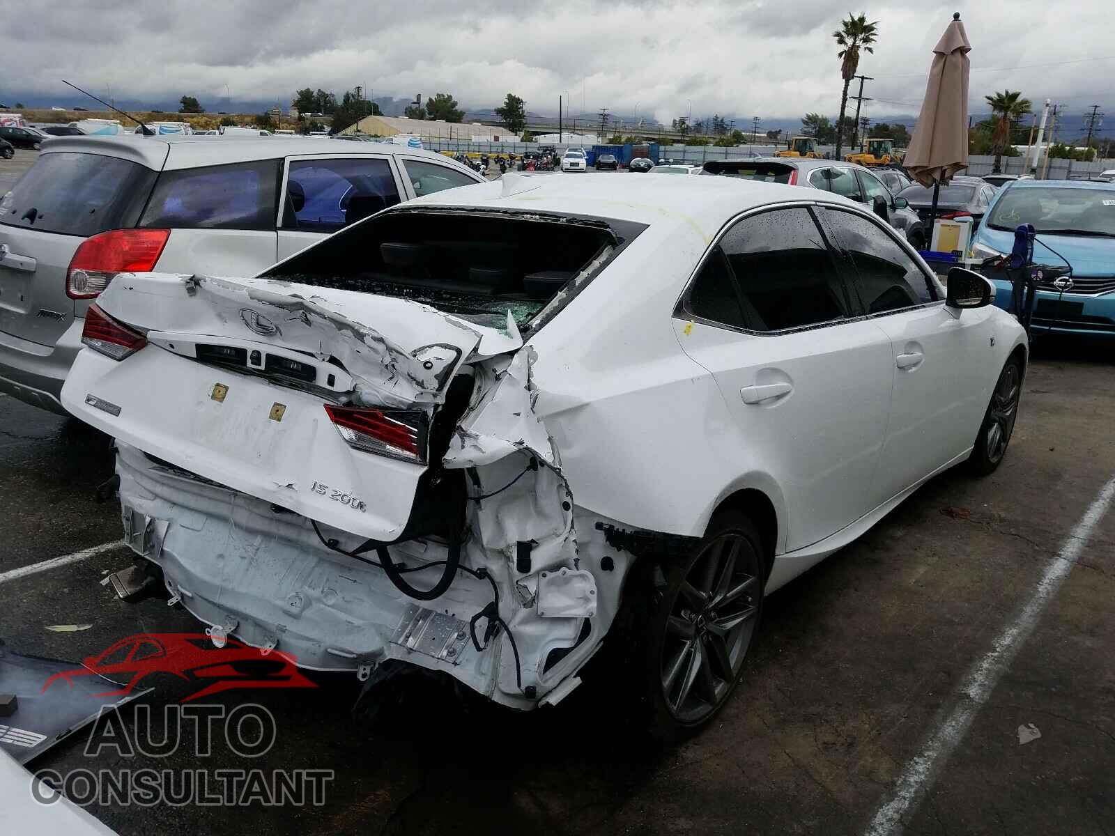 LEXUS IS 2017 - JTHBA1D22H5059426