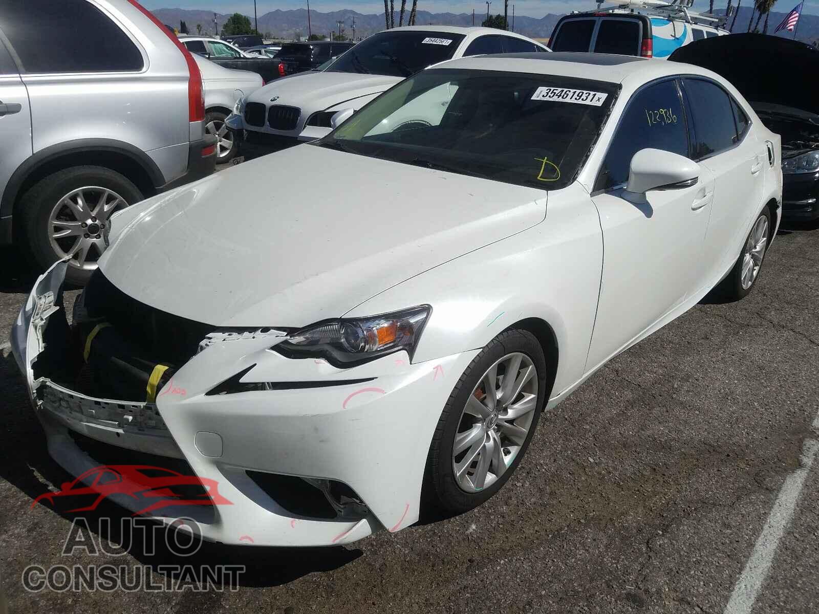 LEXUS IS 2014 - JTHBF1D23E5035293