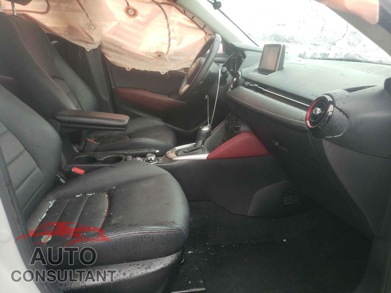 MAZDA CX-3 2016 - JM1DKFC76G0134657