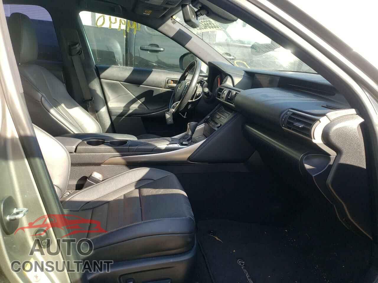 LEXUS IS 2017 - JTHBA1D22H5041329