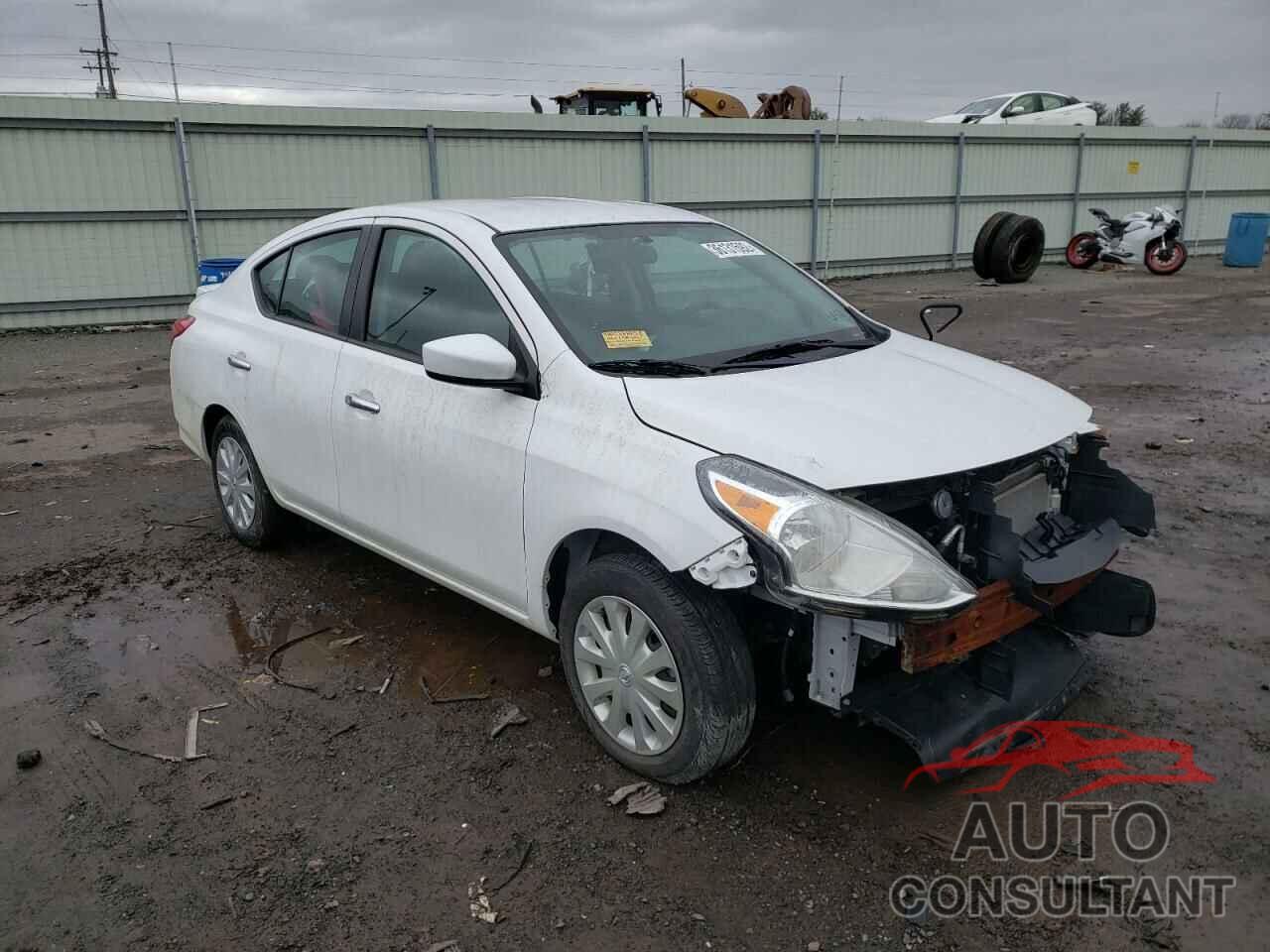 NISSAN VERSA 2018 - 3N1CN7APXJL861177