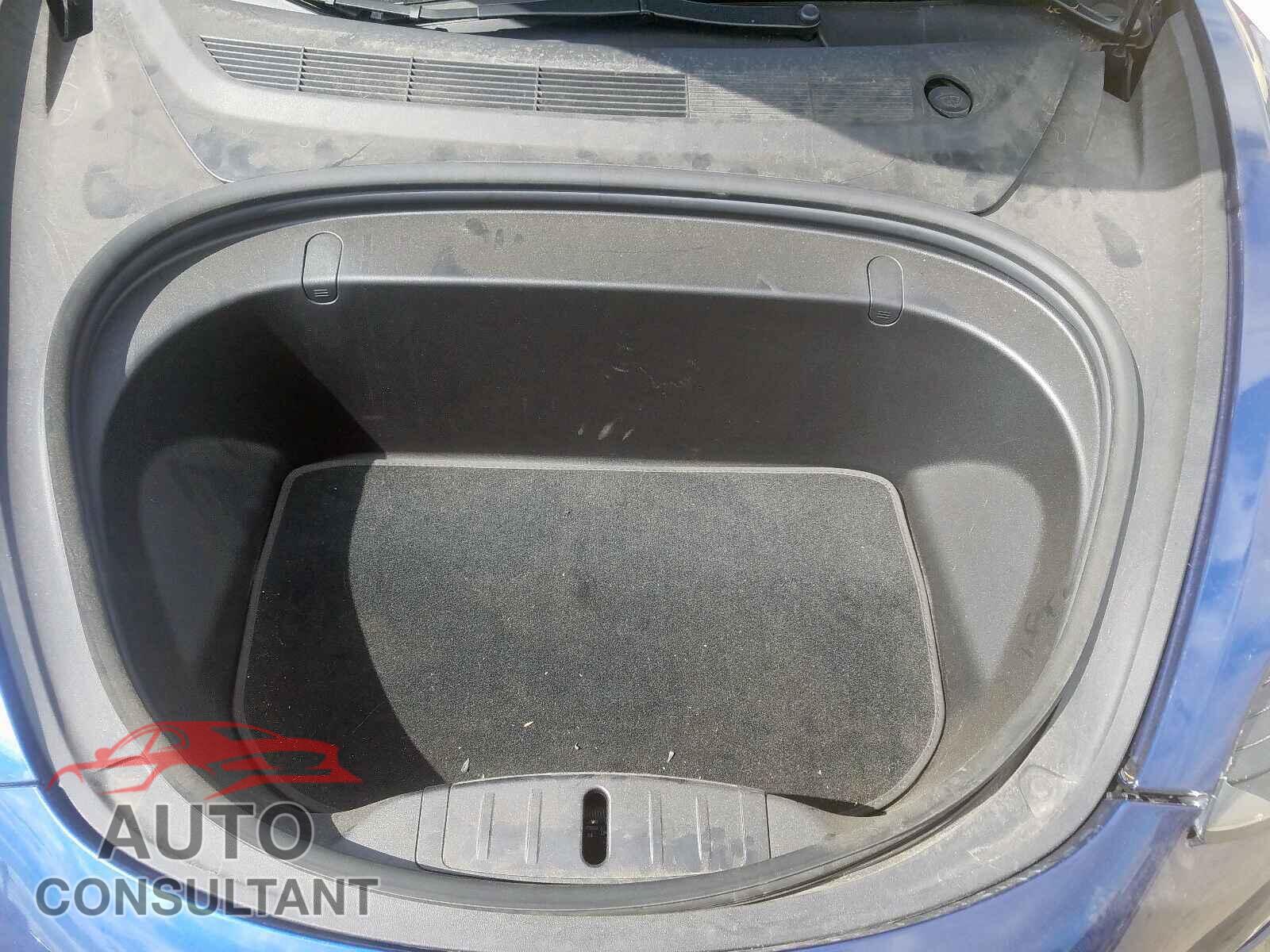 TESLA MODEL 3 2018 - 5YJ3E1EB5JF120345