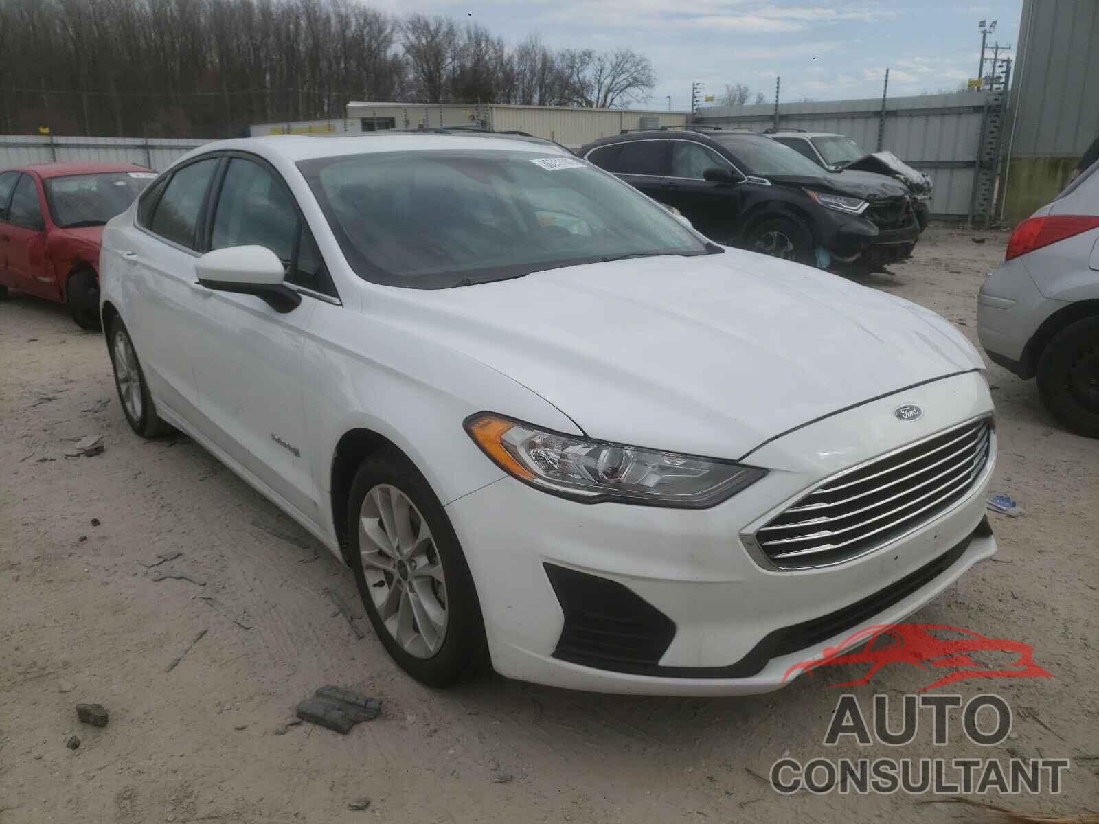 FORD FUSION 2019 - 3FA6P0LU1KR183096