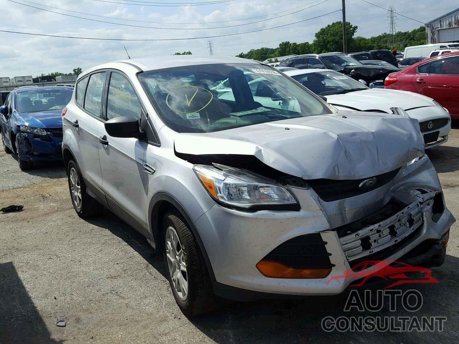 FORD ESCAPE 2015 - 1FMCU0F71FUC57154