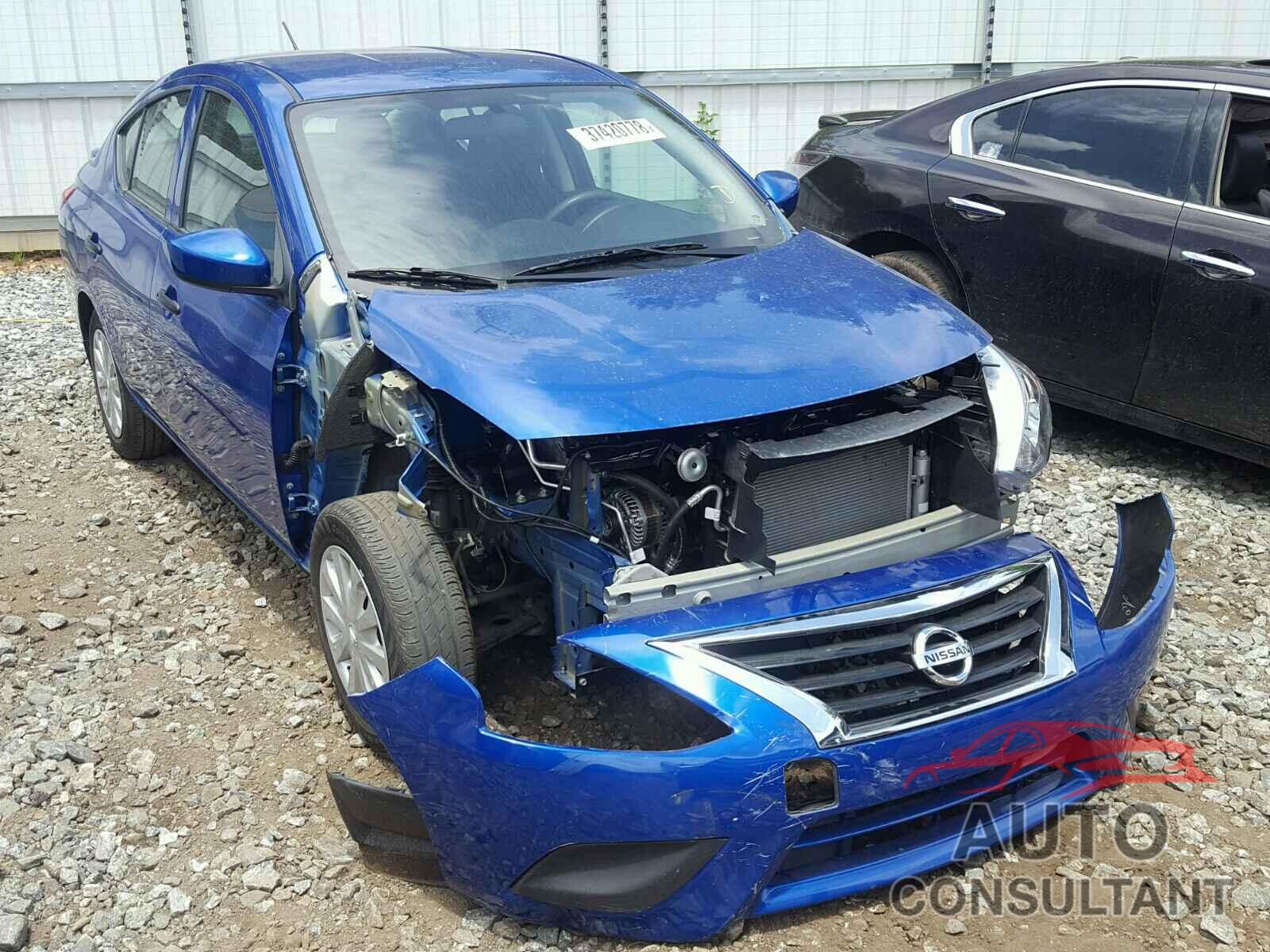 NISSAN VERSA 2017 - 3N1CN7AP7HL860899