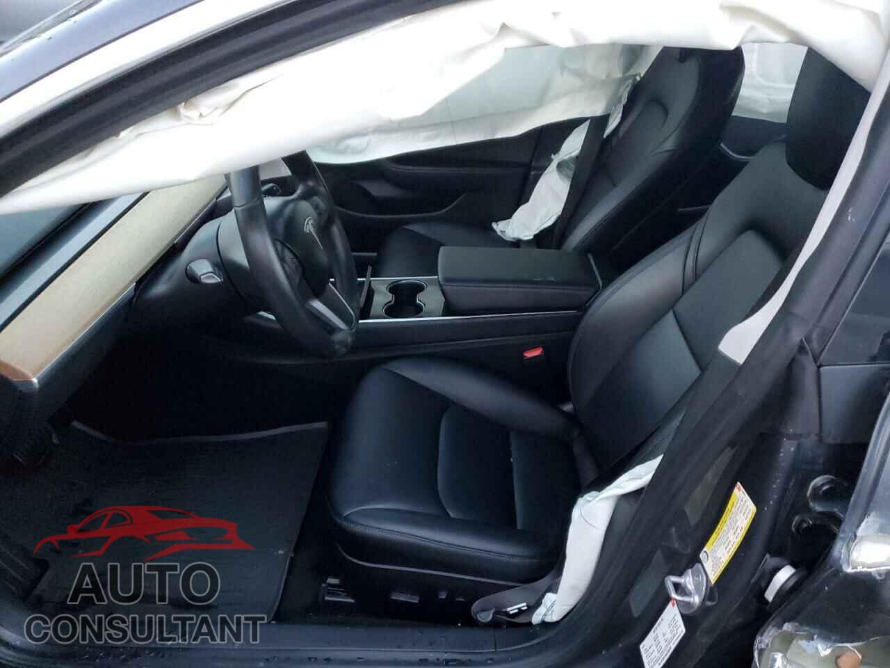 TESLA MODEL 3 2018 - 5YJ3E1EA9JF036830
