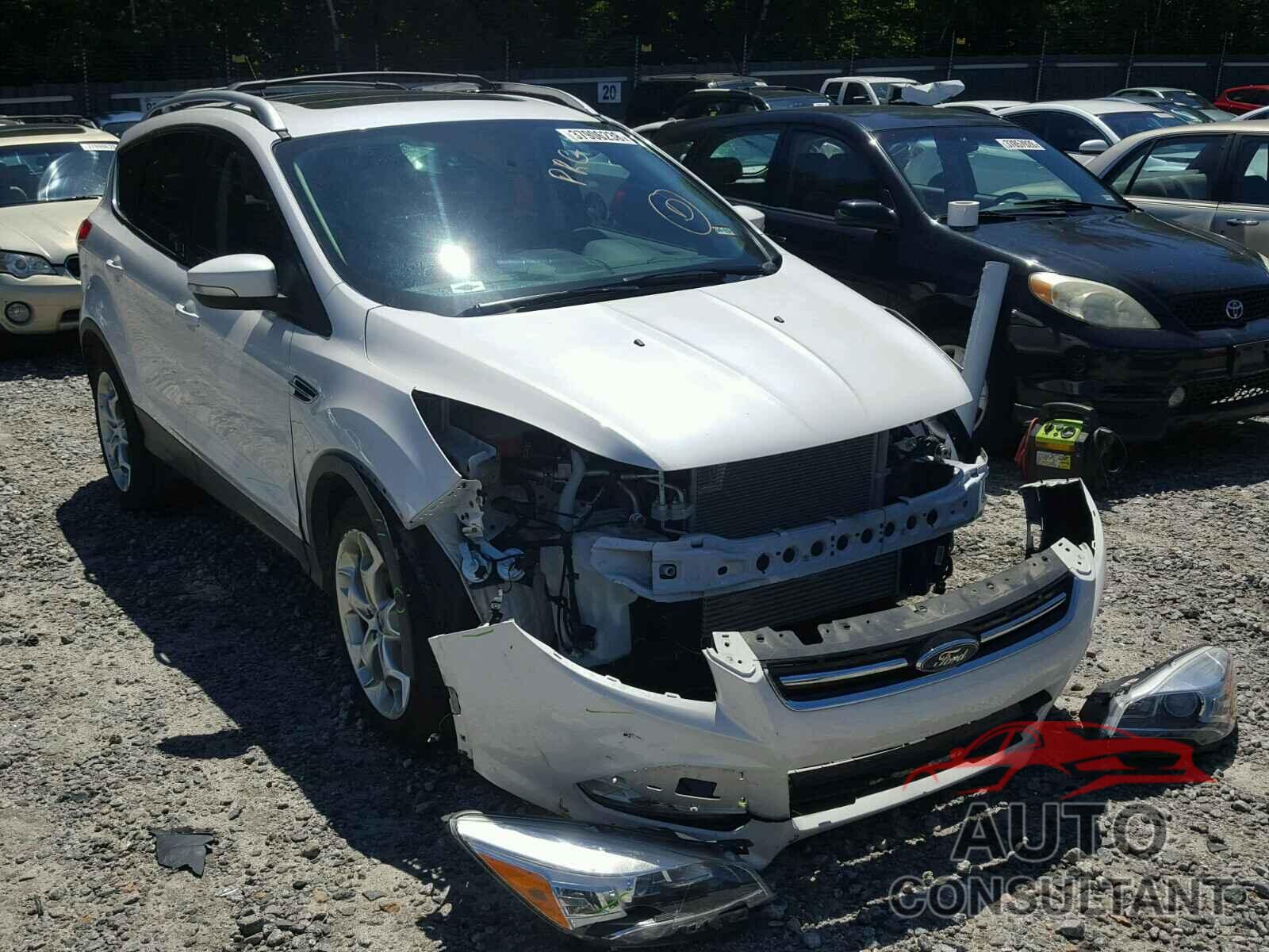 FORD ESCAPE 2016 - 1FMCU9JX6GUC48141