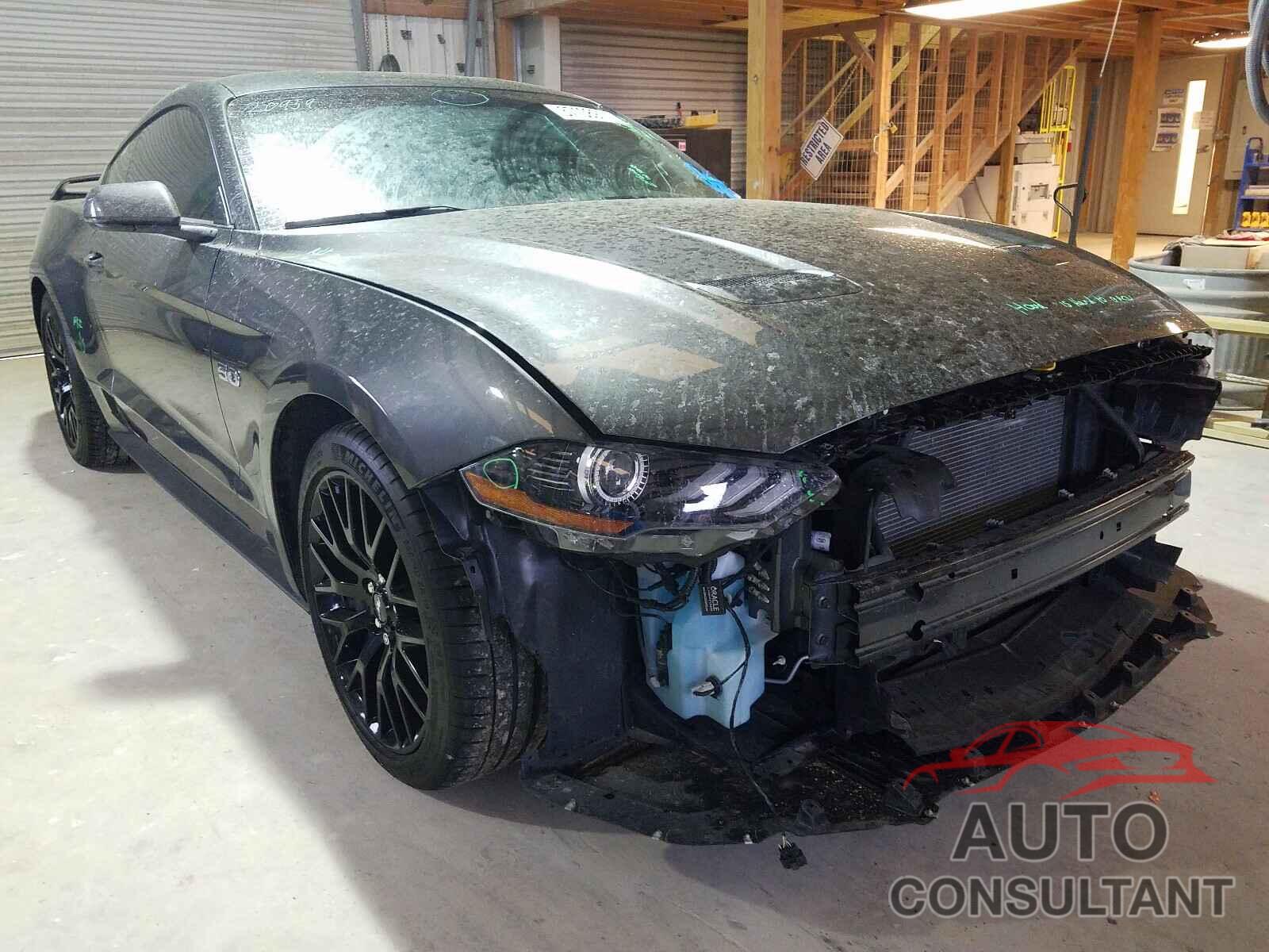 FORD MUSTANG 2020 - 1FA6P8CF0L5111360