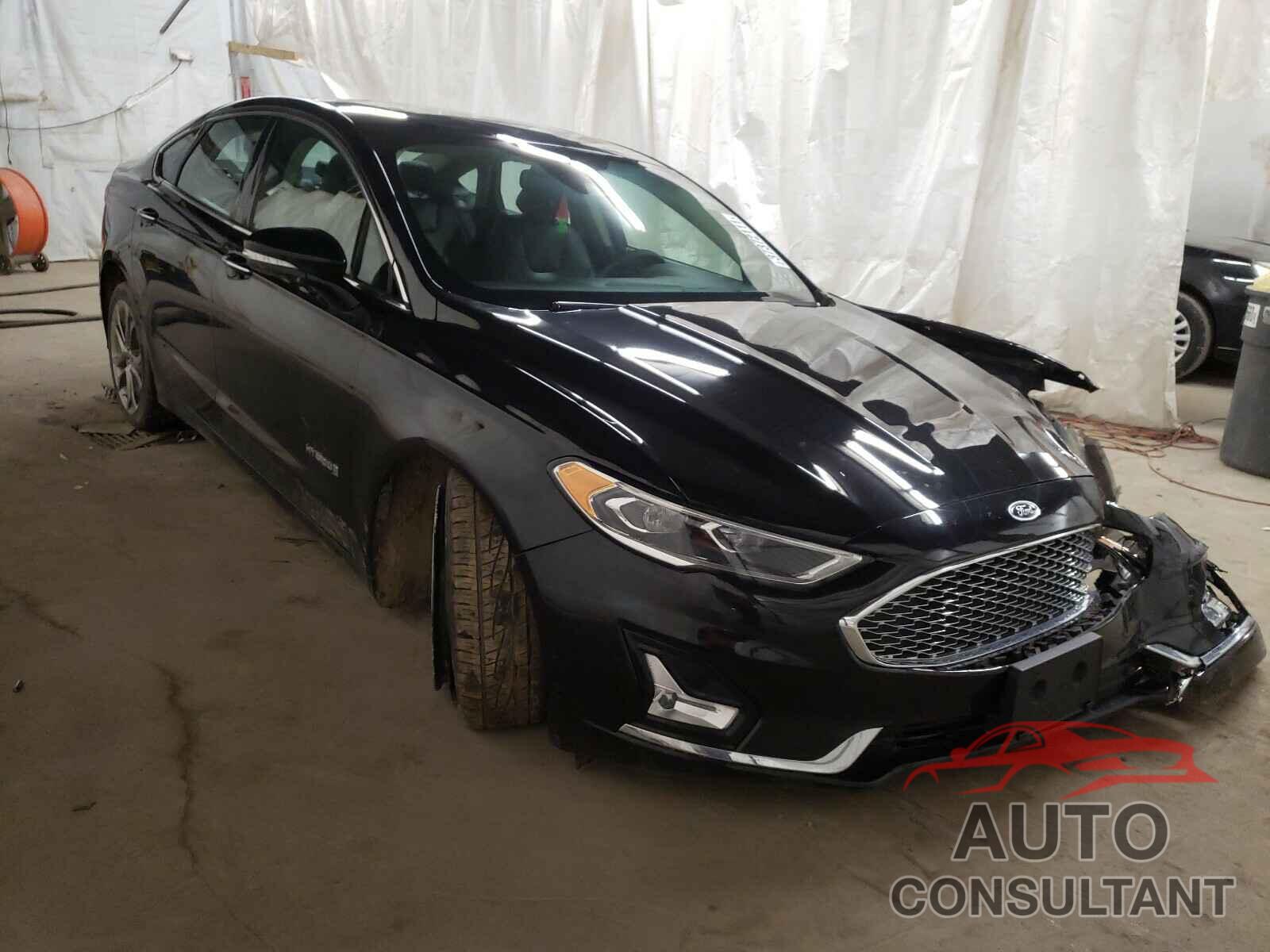 FORD FUSION 2019 - 3FA6P0RU2KR243197