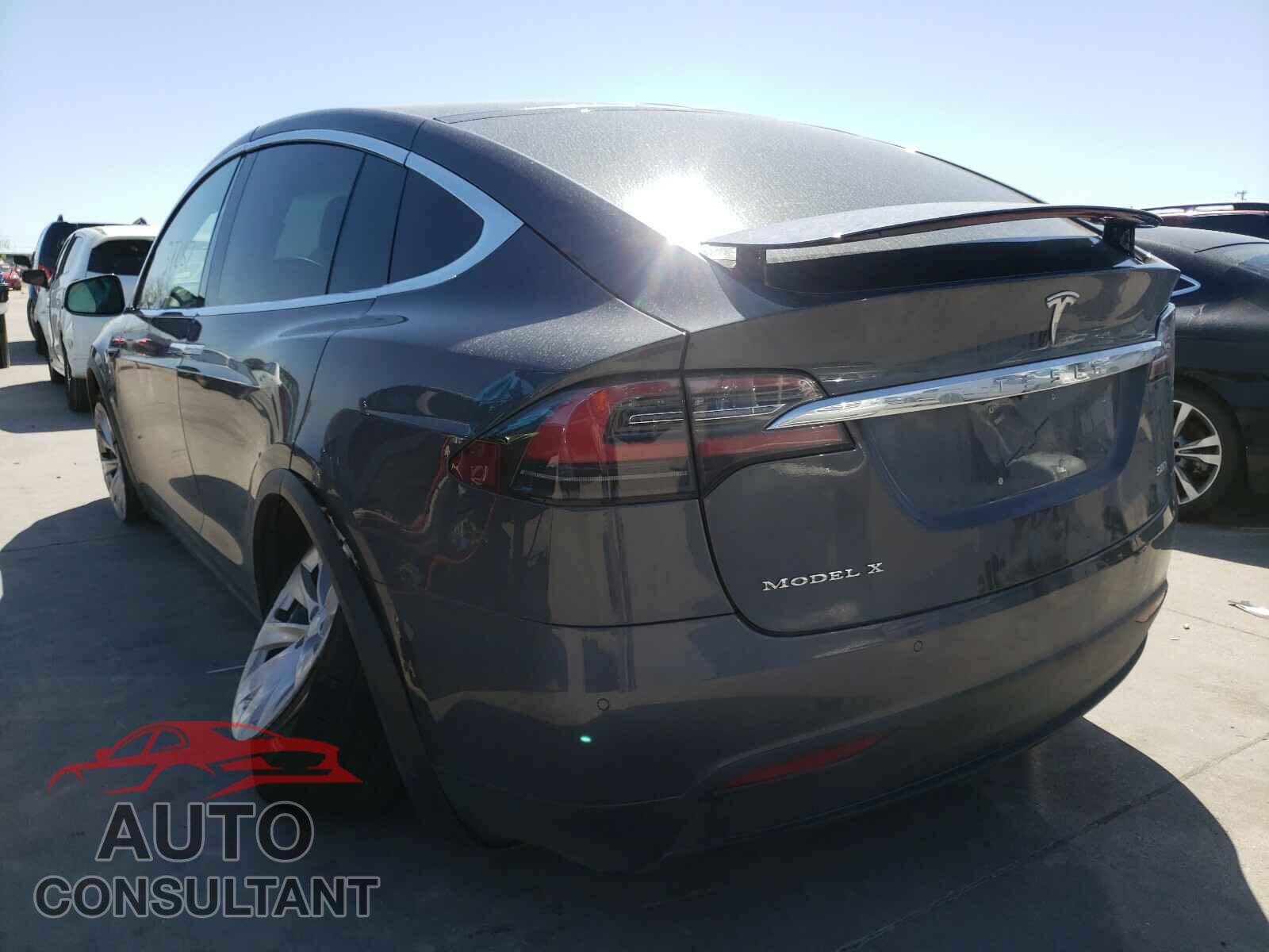 TESLA MODEL X 2017 - 5YJXCBE2XHF053541