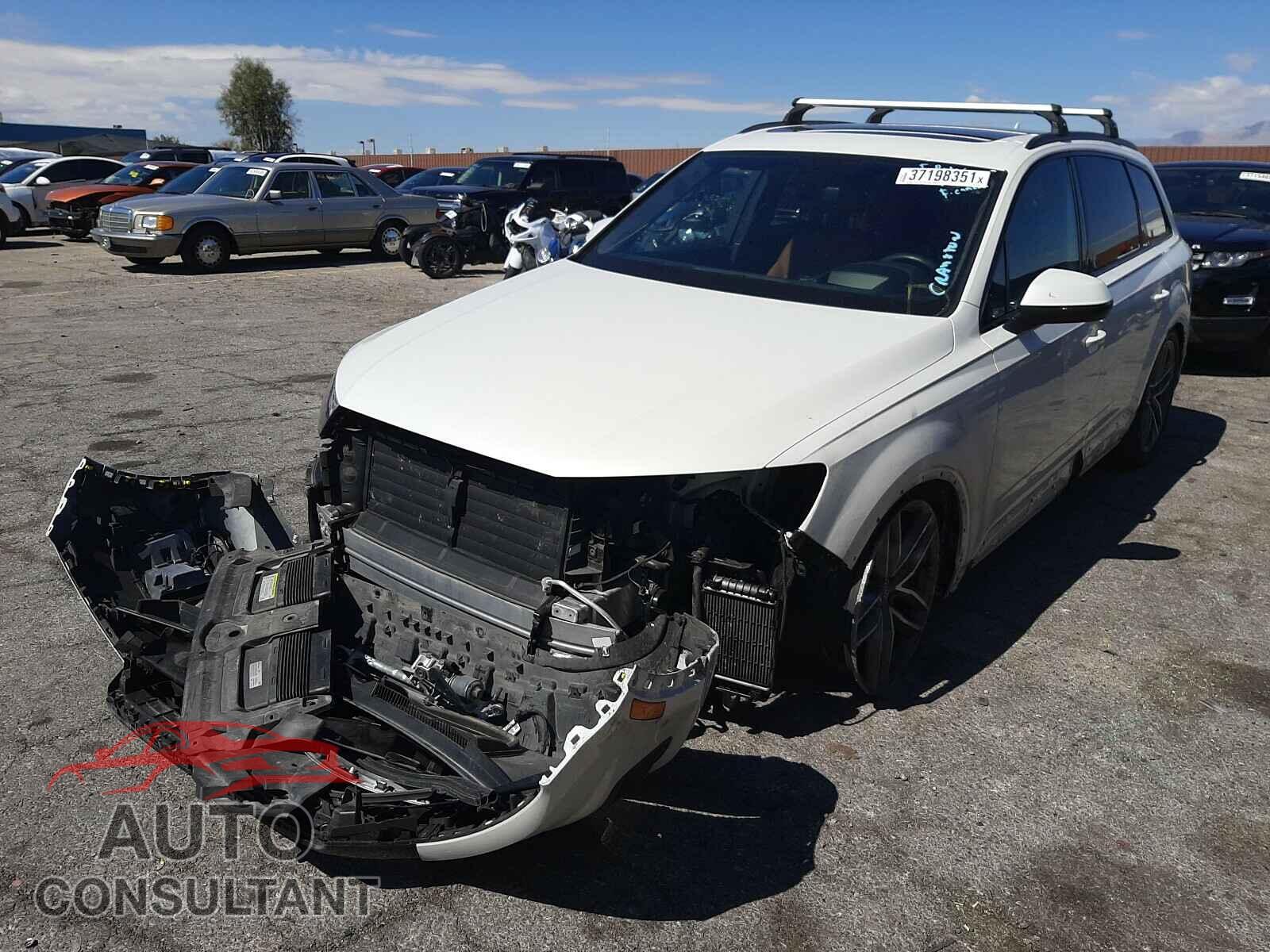 AUDI Q7 2017 - WA1VAAF73HD036325