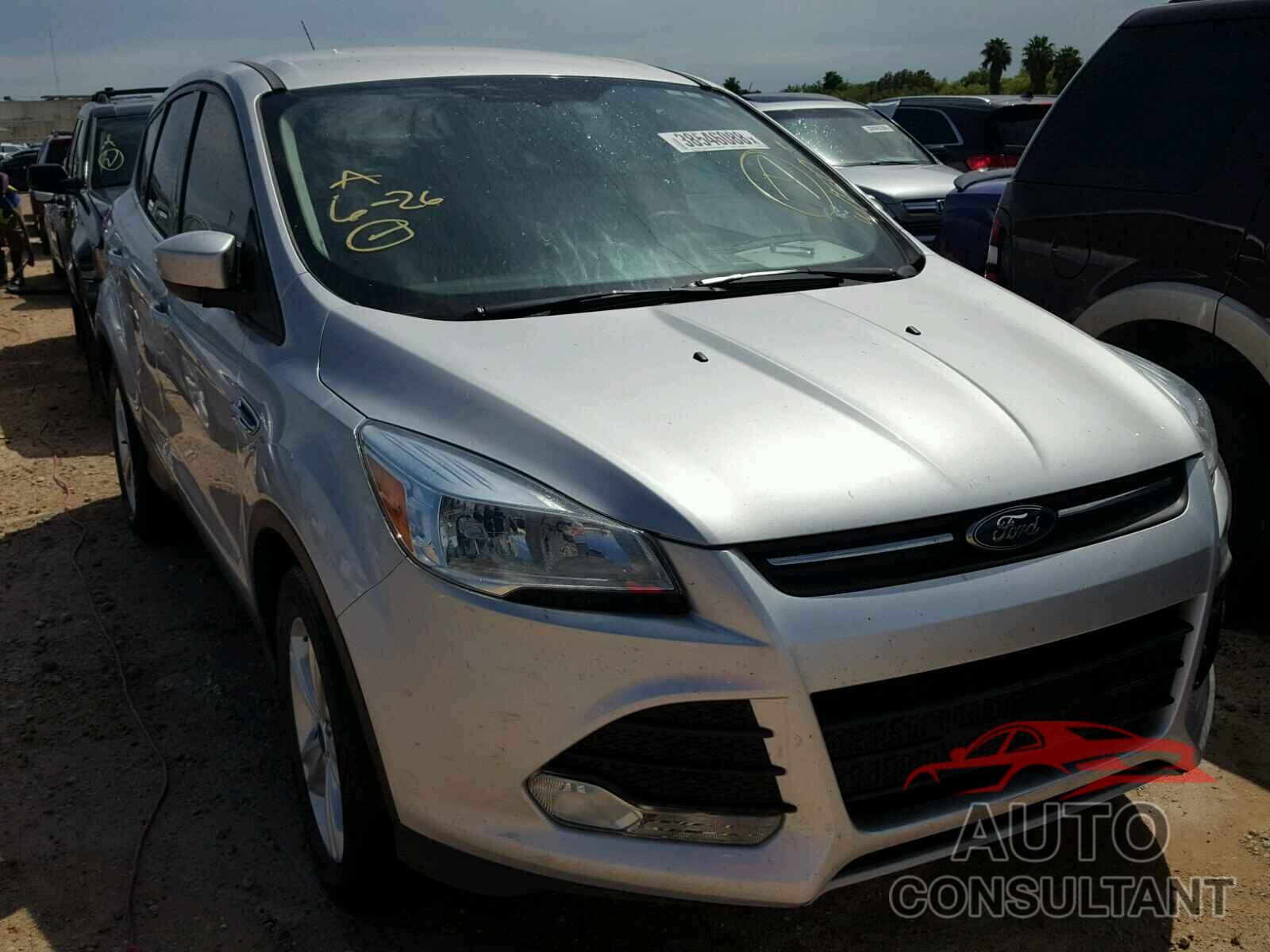 FORD ESCAPE 2015 - 1FMCU0G94FUA11036