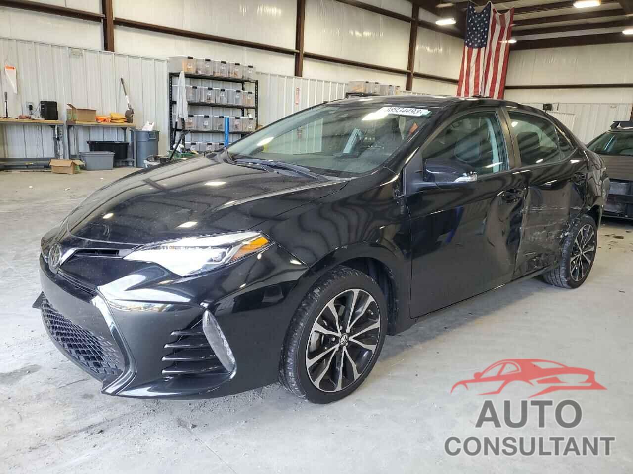 TOYOTA COROLLA 2018 - 5YFBURHE3JP820985