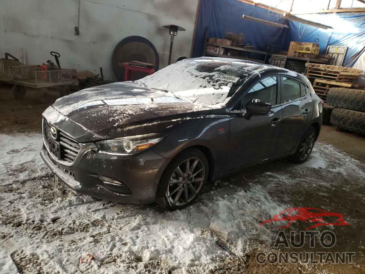 MAZDA 3 2018 - 3MZBN1L39JM258101