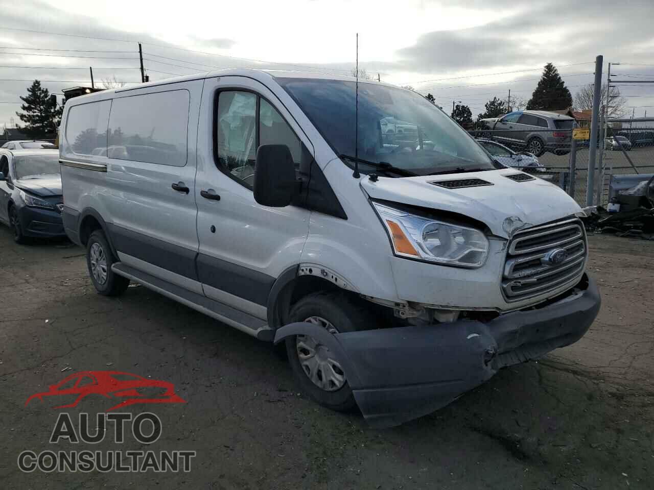 FORD TRANSIT 2018 - 1FTYR1YM0JKB26371