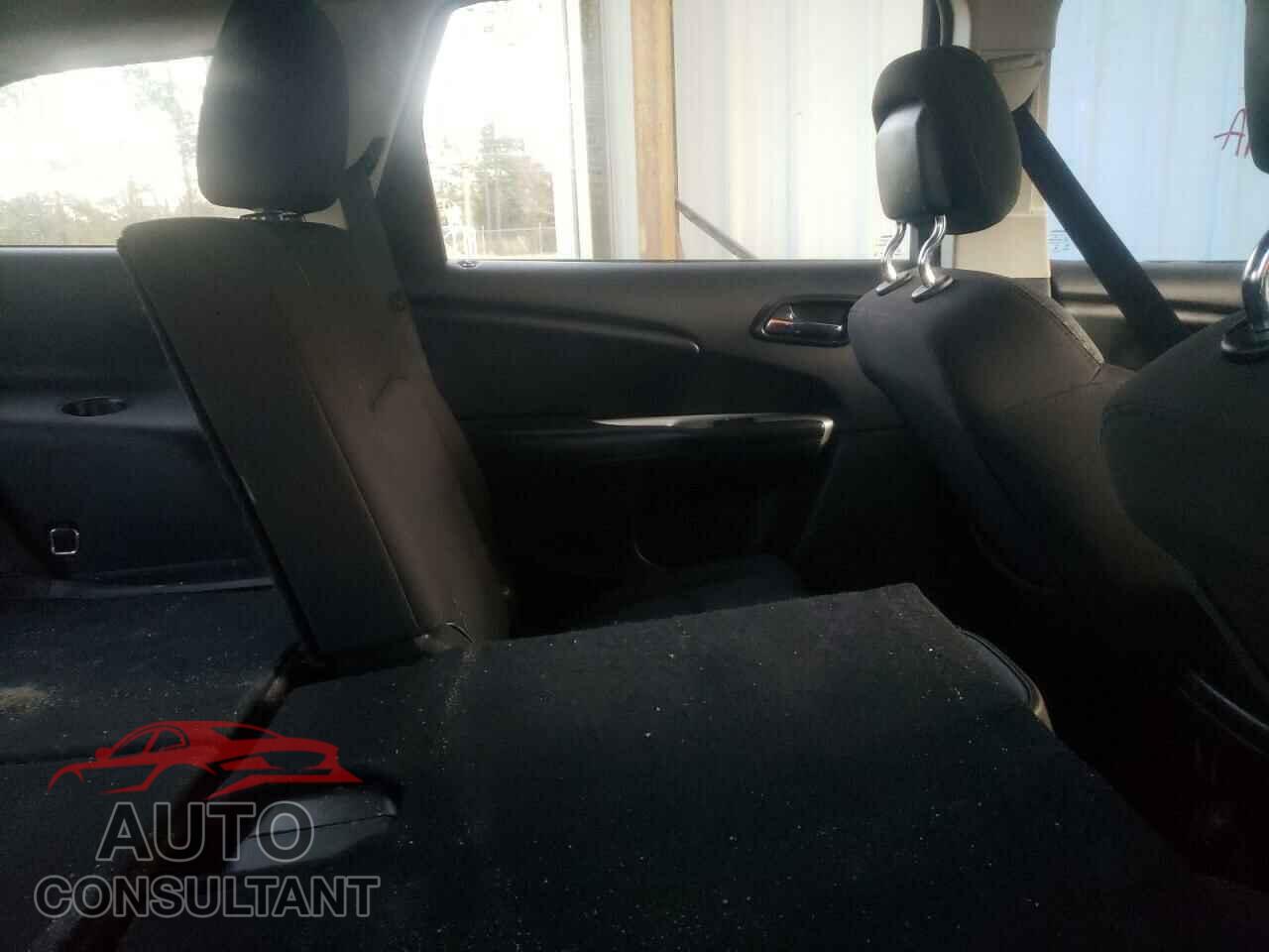 DODGE JOURNEY 2017 - 3C4PDCBG2HT588559