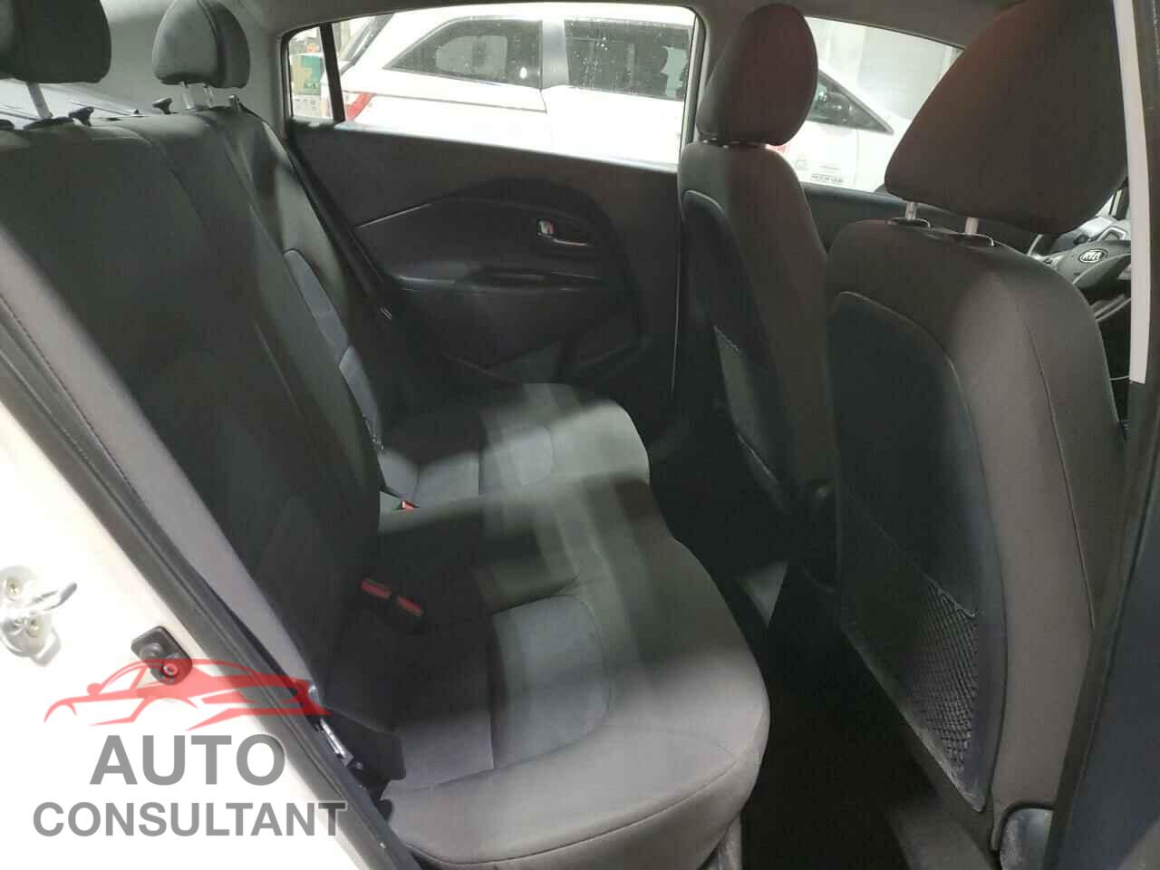 KIA RIO 2017 - KNADM4A37H6117652