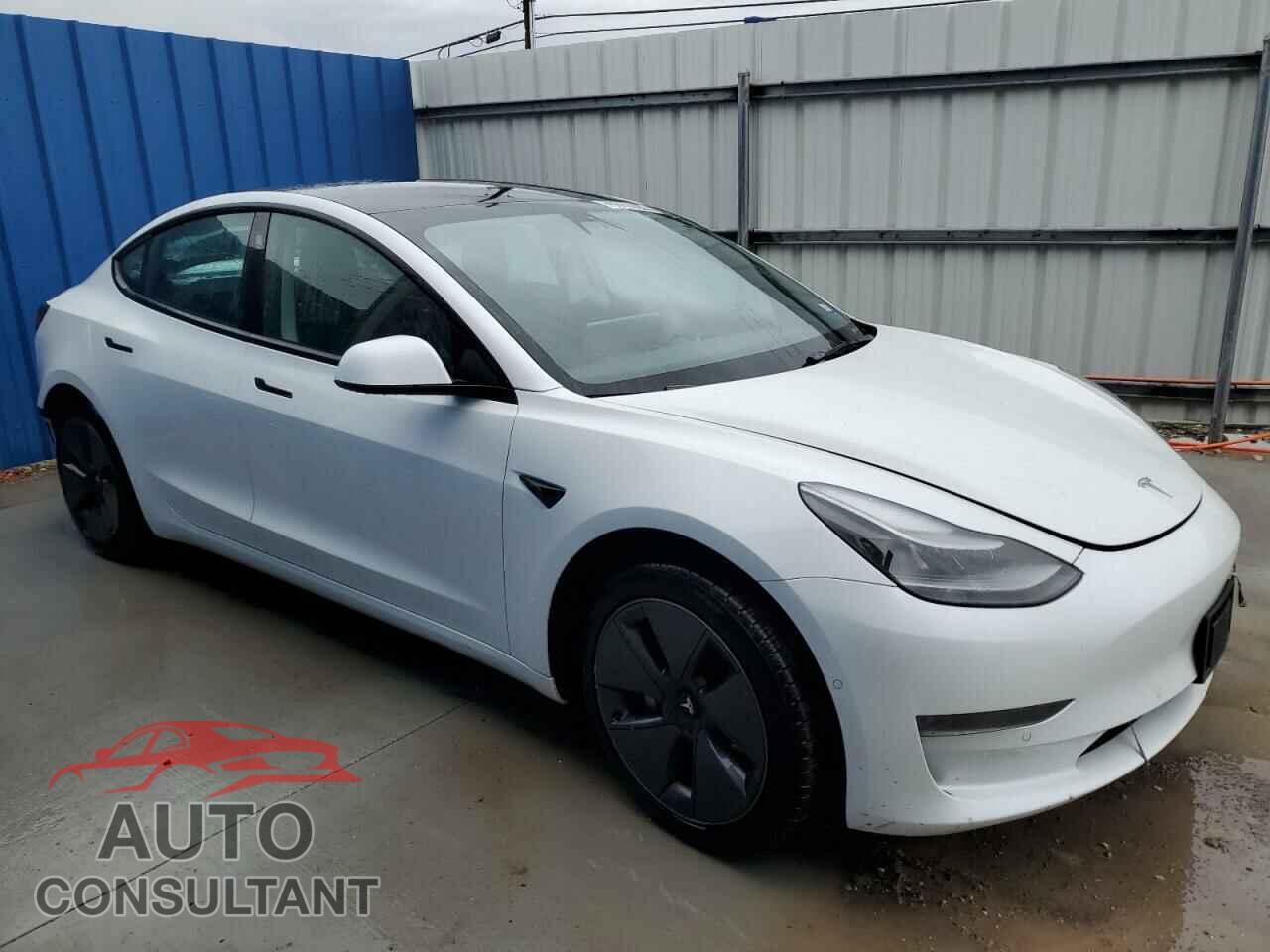 TESLA MODEL 3 2022 - 5YJ3E1EA0NF190638