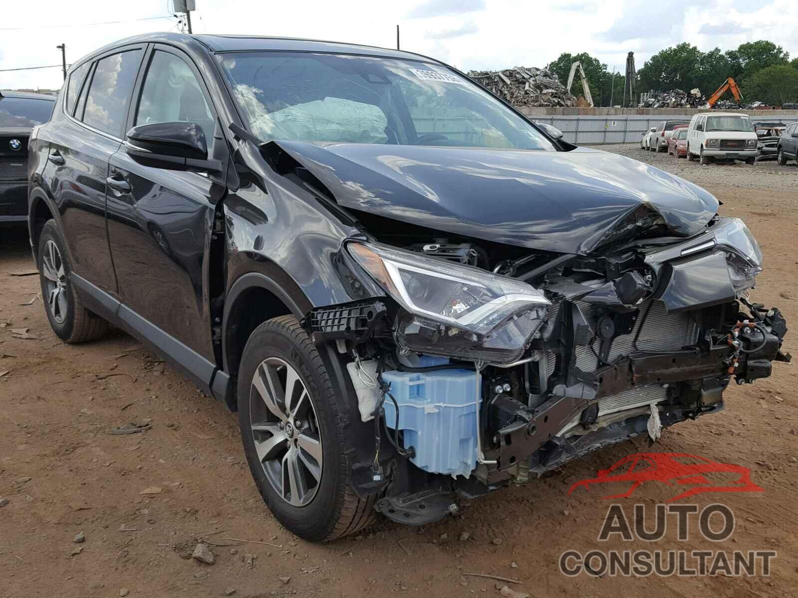 TOYOTA RAV4 XLE 2017 - 2T3RFREV7HW555226