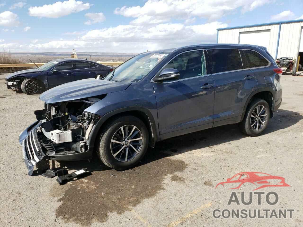 TOYOTA HIGHLANDER 2018 - 5TDJZRFH4JS910311