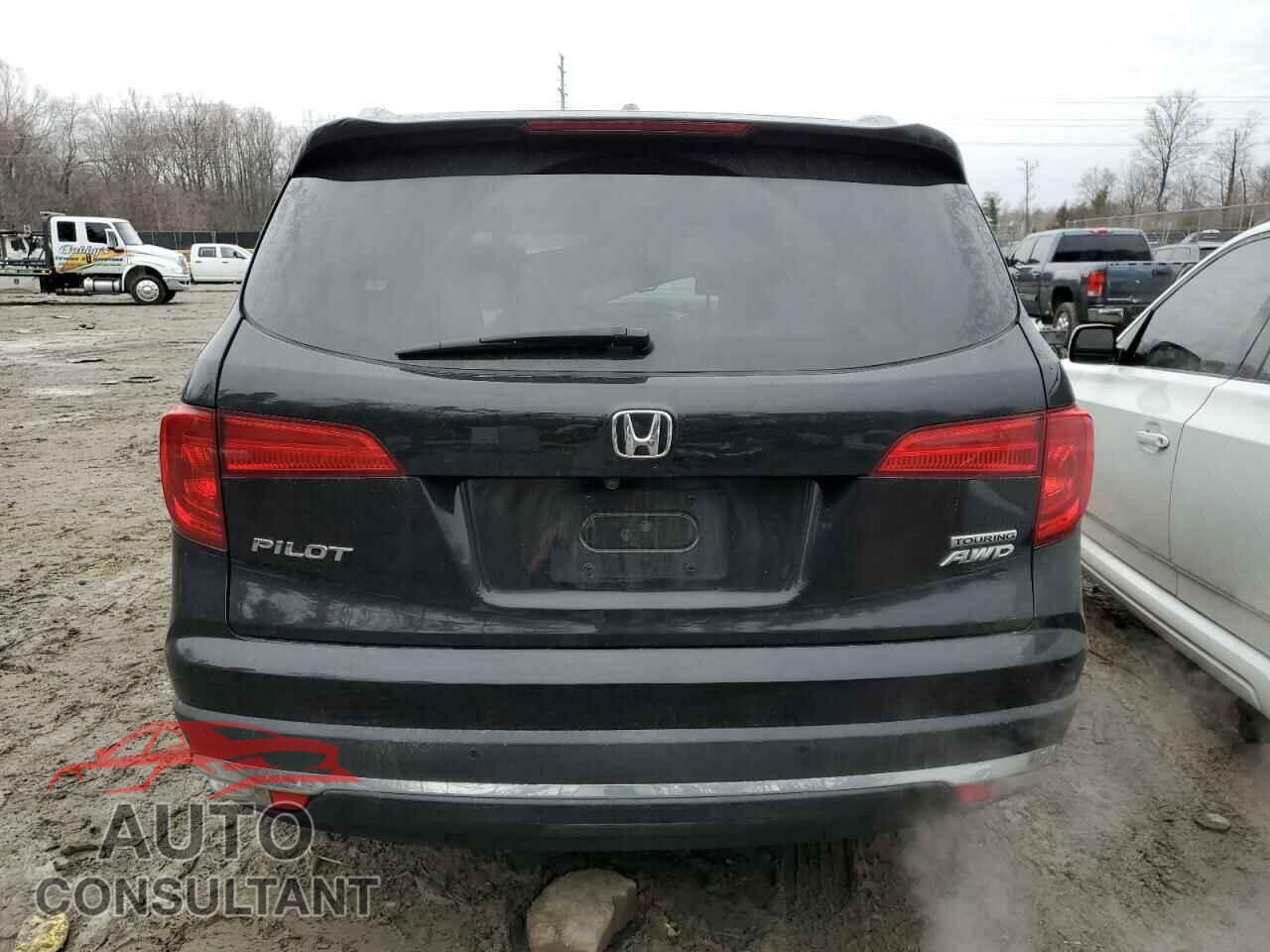 HONDA PILOT 2017 - 5FNYF6H98HB065232