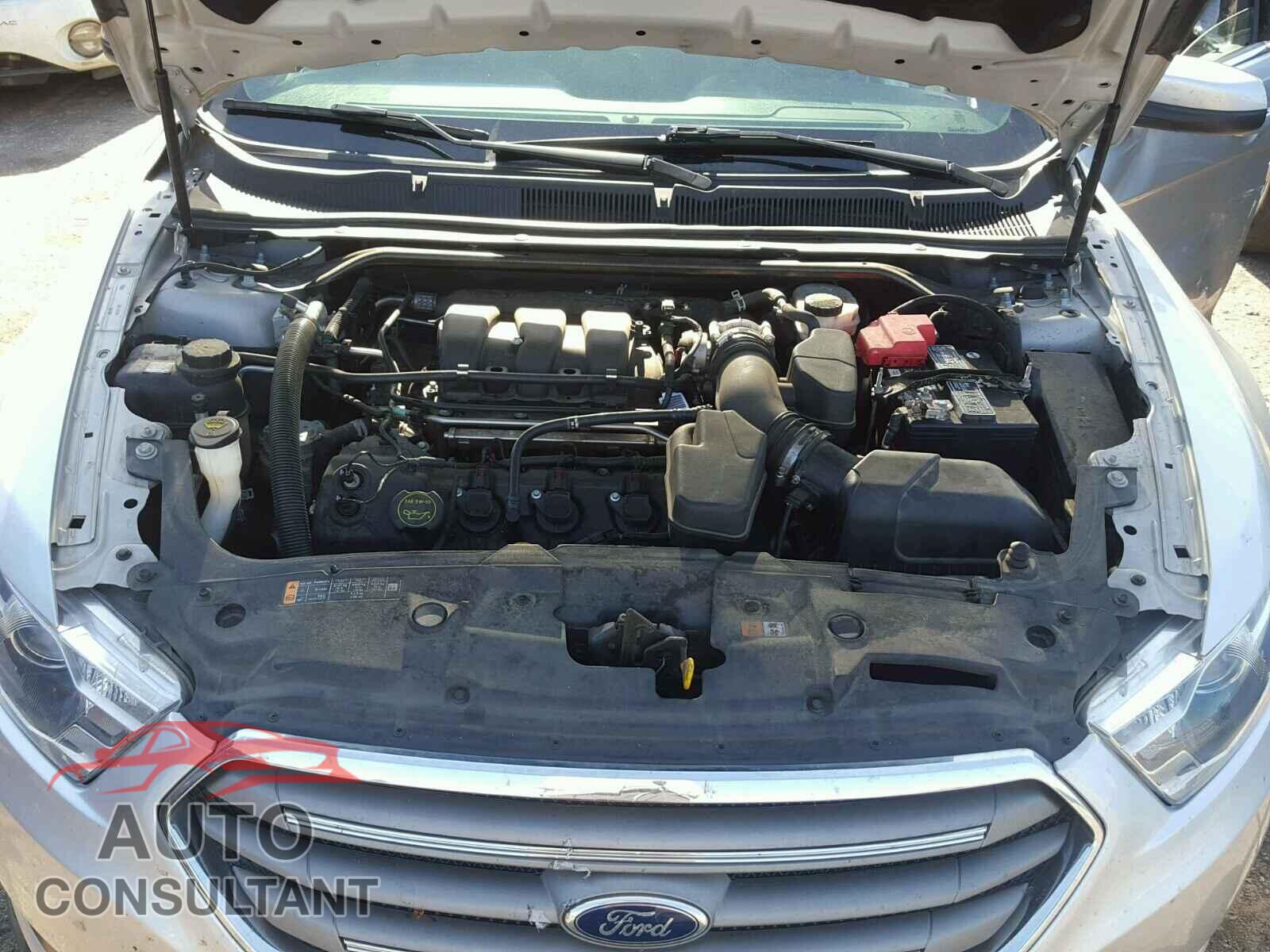 FORD TAURUS 2015 - 1FAHP2E85FG136008