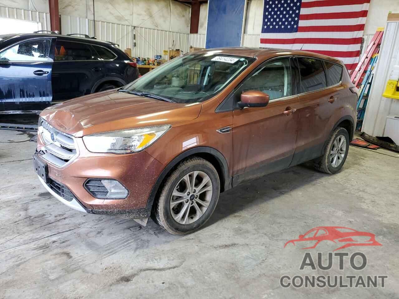 FORD ESCAPE 2017 - 1FMCU9G91HUB67669