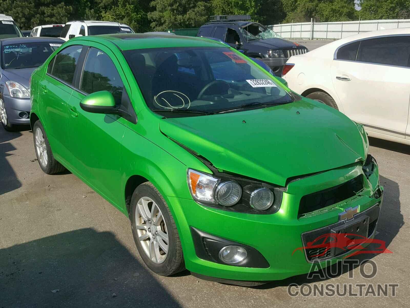 CHEVROLET SONIC 2015 - 1G1JC5SHXF4163812