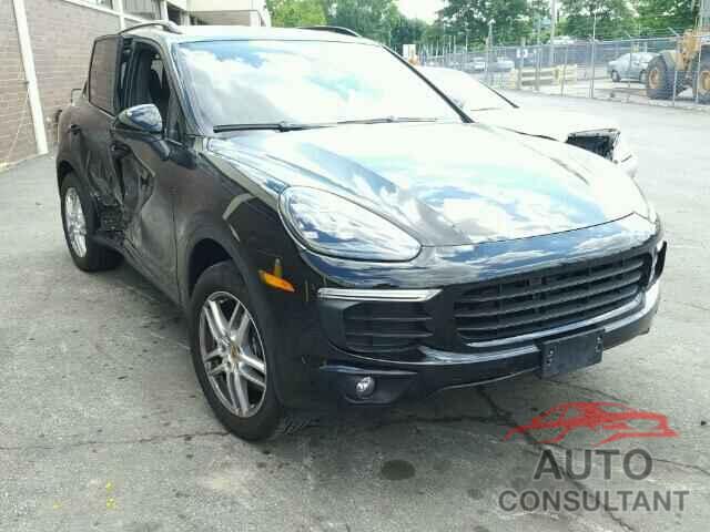 PORSCHE CAYENNE 2016 - WP1AA2A27GKA15606