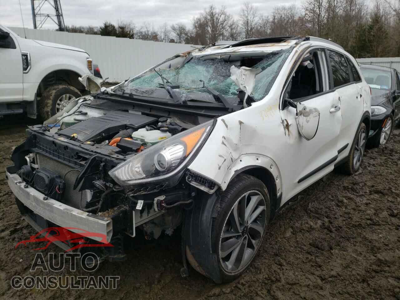 KIA NIRO 2017 - KNDCE3LC0H5041782