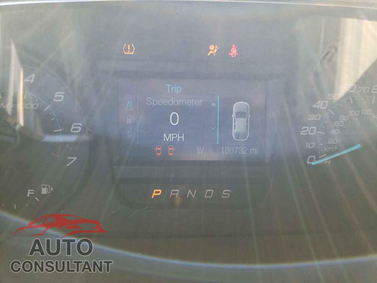 FORD TAURUS 2018 - 1FAHP2D85JG123429