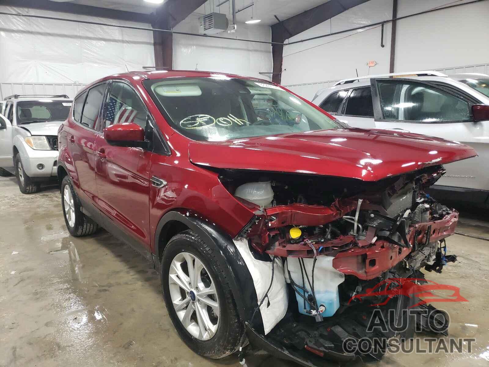 FORD ESCAPE 2019 - 1FMCU0GD0KUB02304