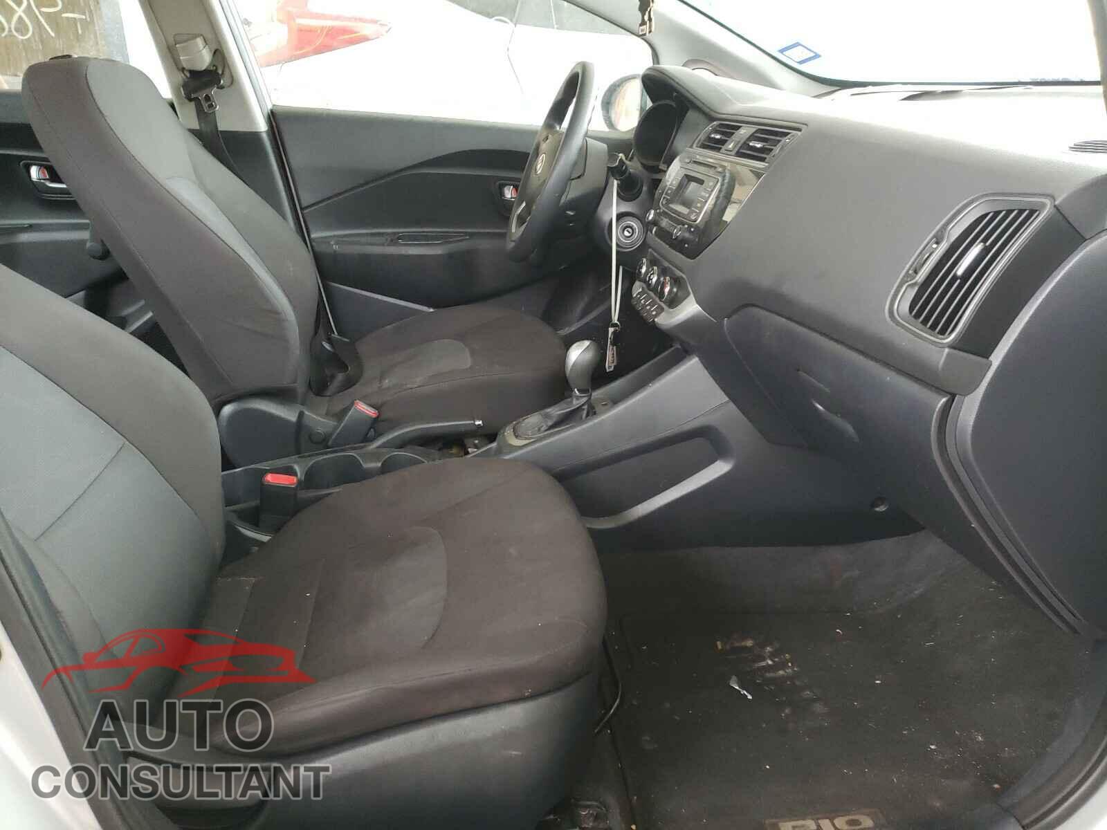 KIA RIO 2017 - KNADM4A36H6048999