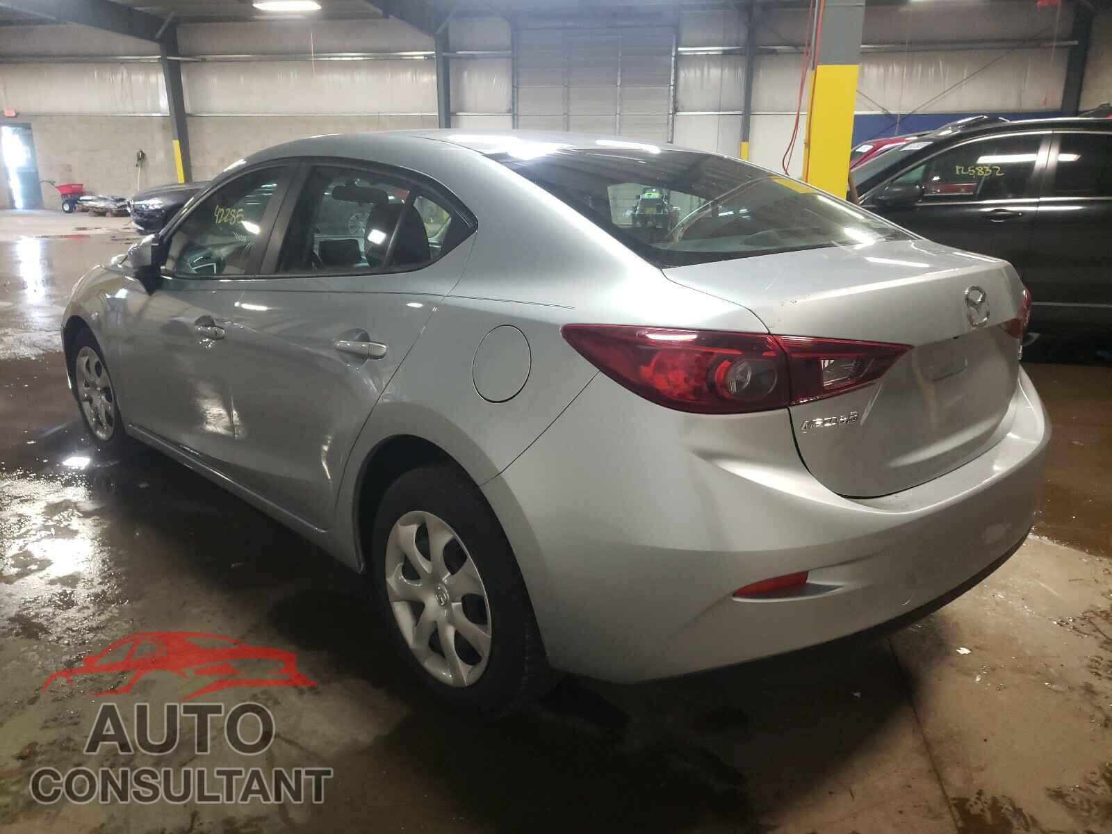 MAZDA 3 2017 - 3MZBN1U7XHM104766