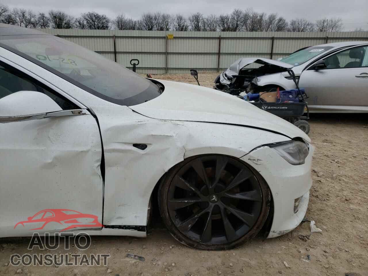 TESLA MODEL S 2018 - 5YJSA1E22JF284028