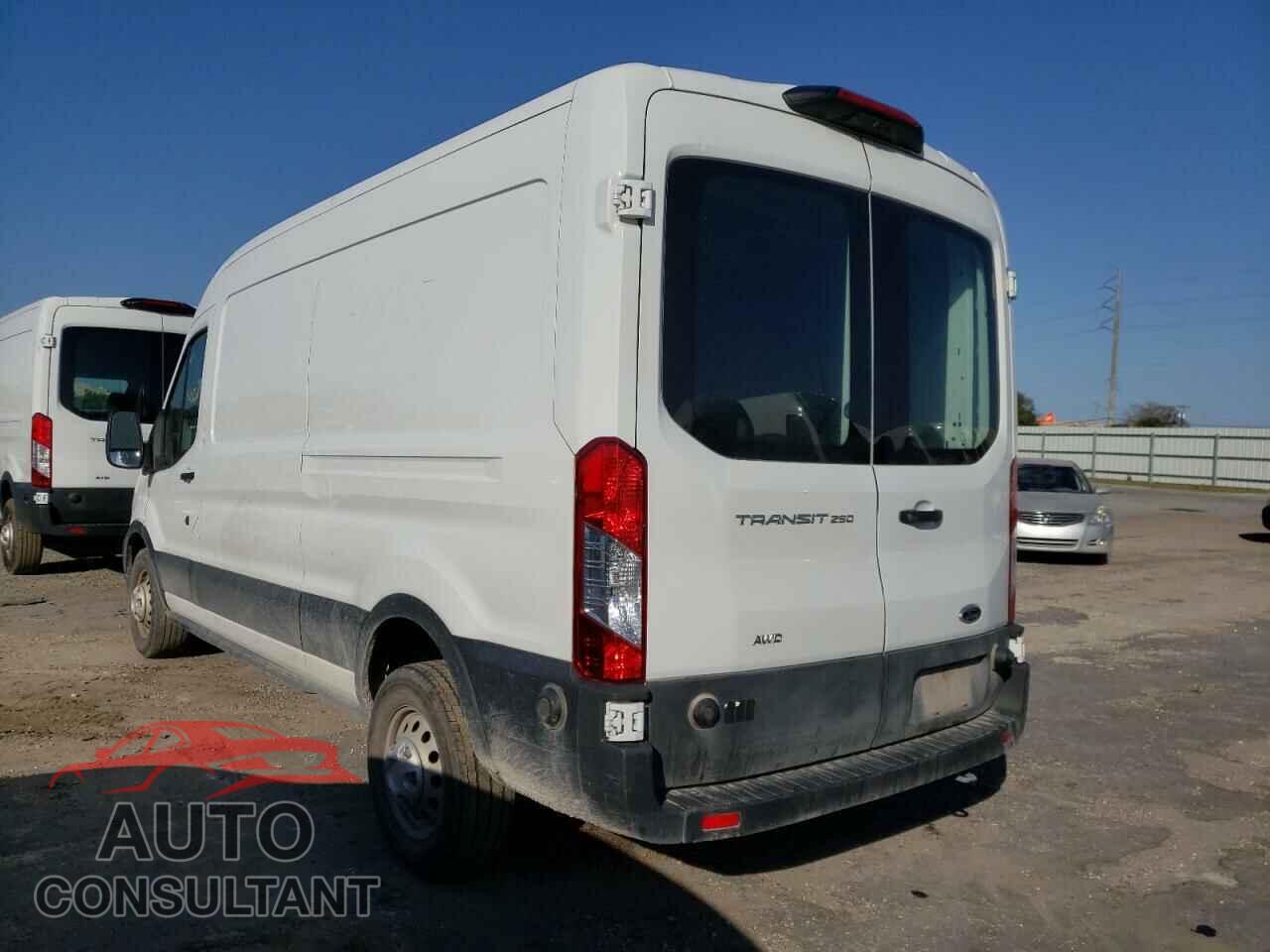 FORD TRANSIT CO 2020 - 1FTBR2C83LKA34910