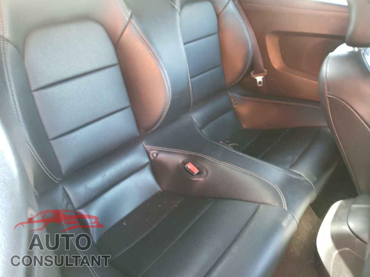 FORD MUSTANG 2016 - 1FATP8UH8G5257451