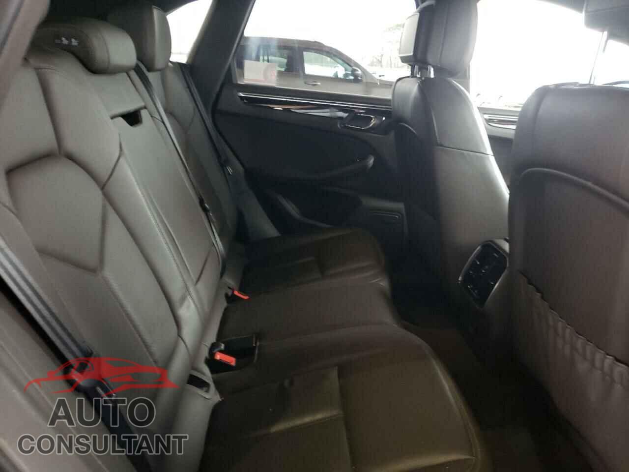 PORSCHE MACAN 2018 - WP1AA2A59JLB03729