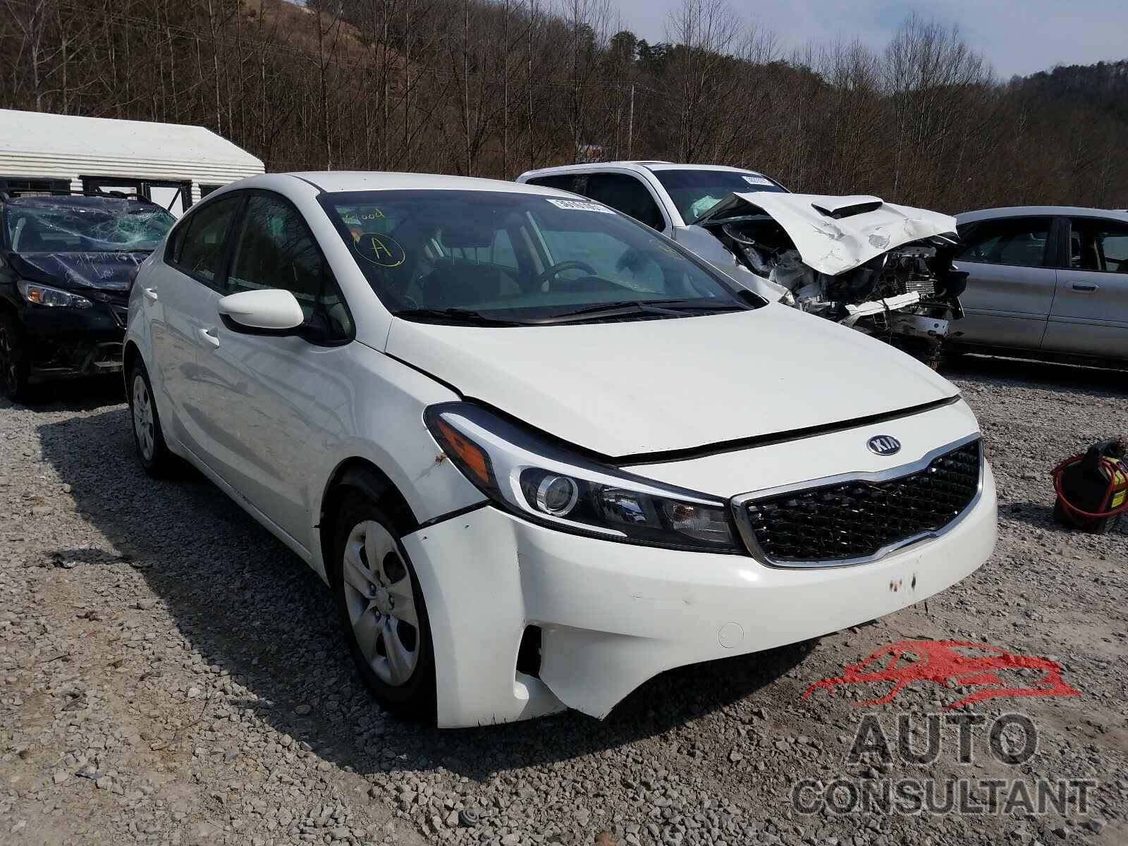 KIA FORTE 2018 - 3KPFK4A75JE195089
