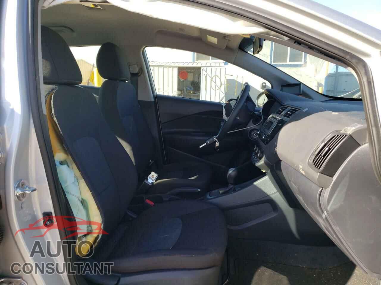 KIA RIO 2017 - KNADM4A37H6072664