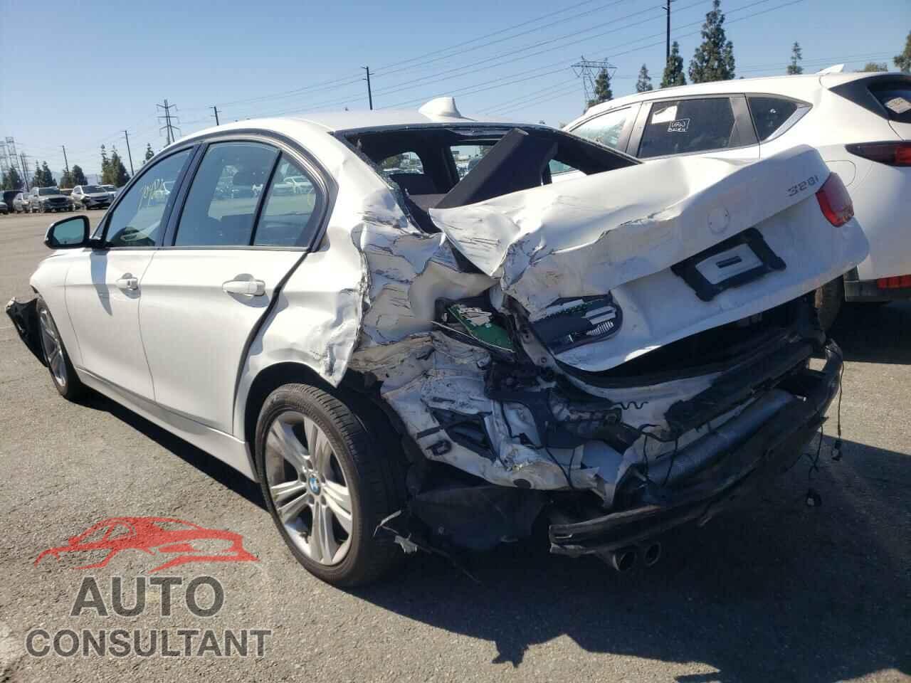 BMW 3 SERIES 2016 - WBA8E9G57GNU30421