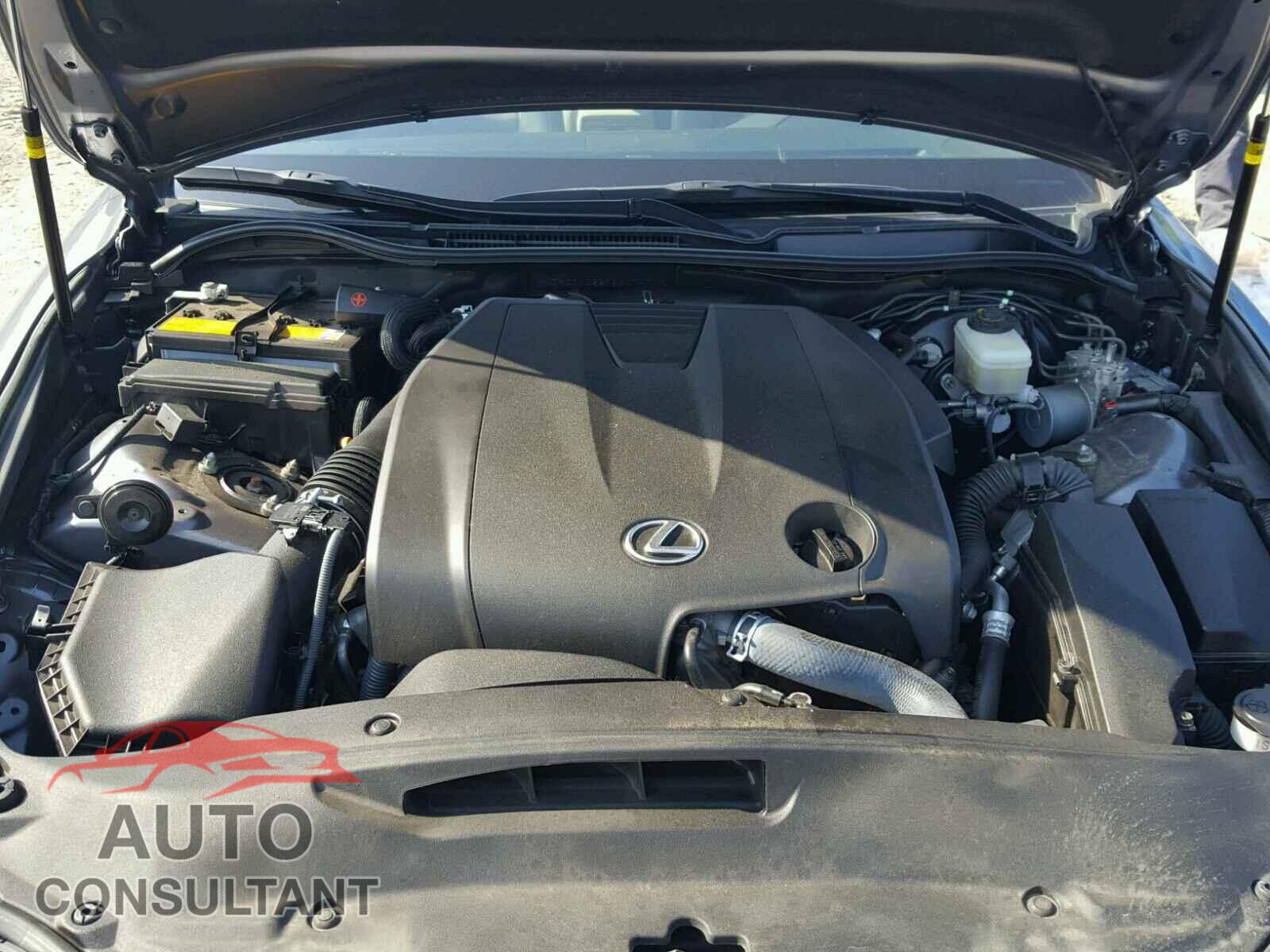 LEXUS IS250 2015 - JTHCF1D22F5017471