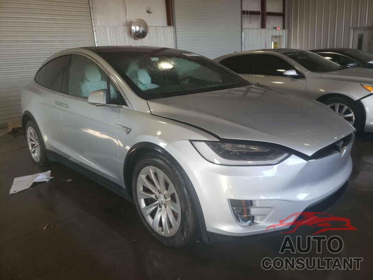 TESLA MODEL X 2016 - 5YJXCBE24GF005337