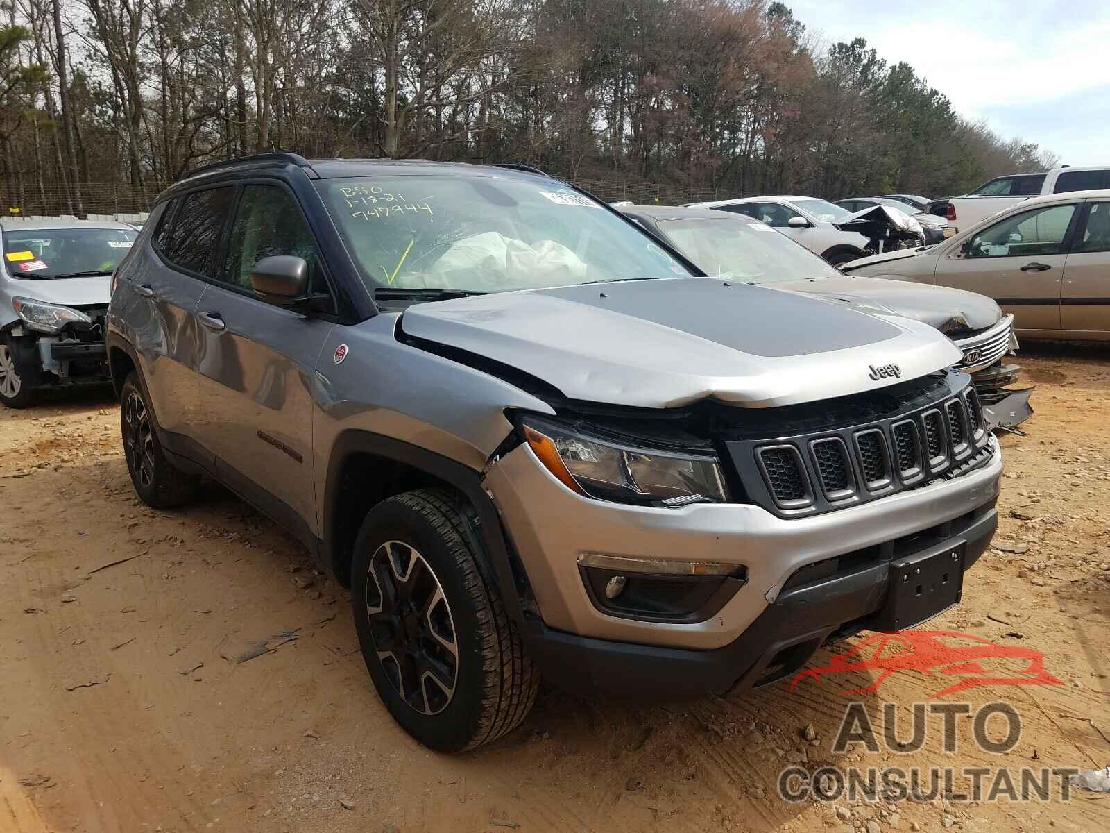 JEEP COMPASS 2019 - 3C4NJDDB7KT747994