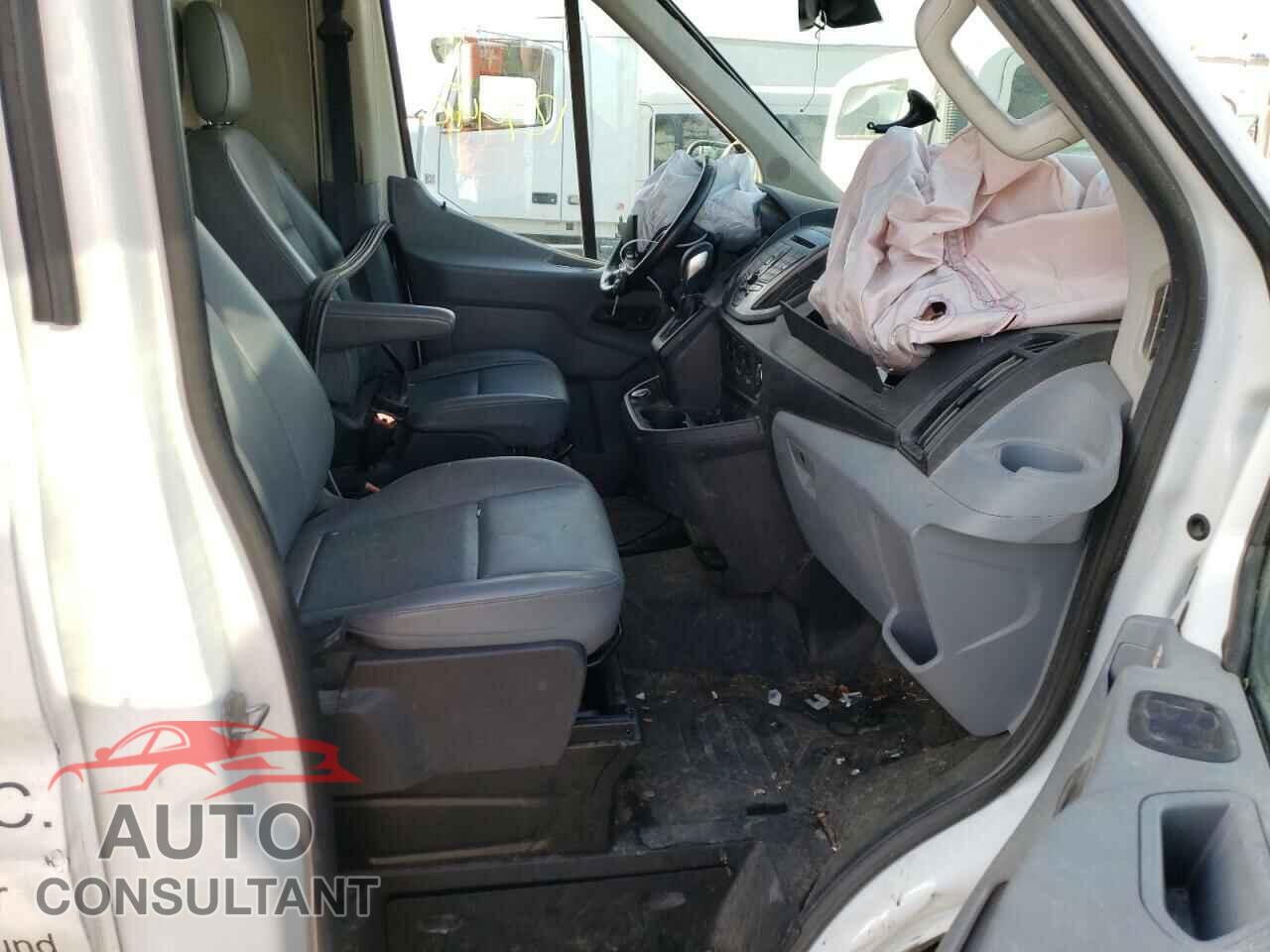 FORD TRANSIT CO 2019 - 1FTYR2XM6KKB12595