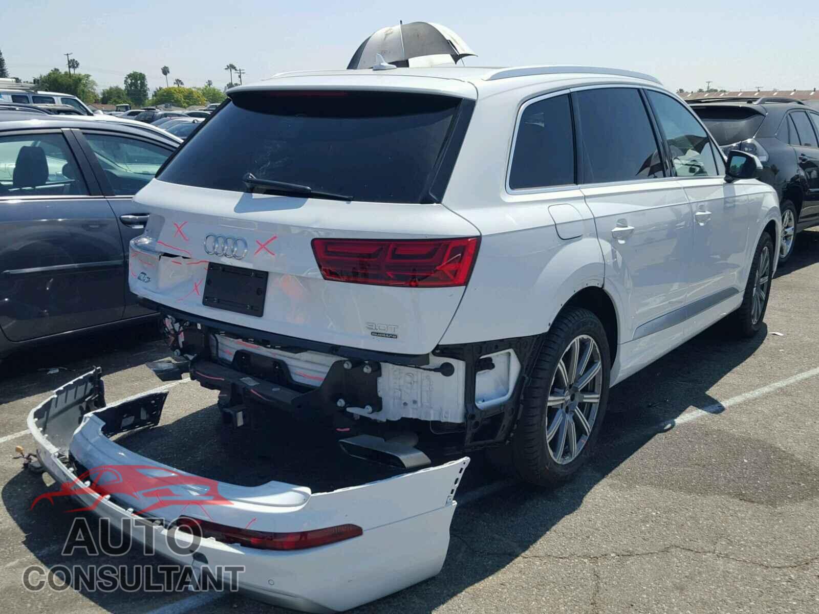AUDI Q7 2017 - WA1LAAF71HD031082